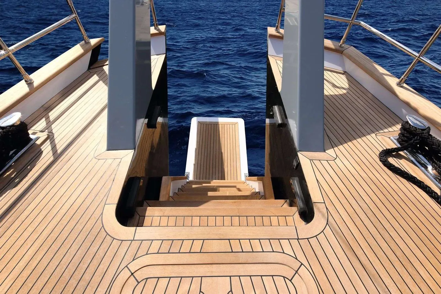 yacht-568012
