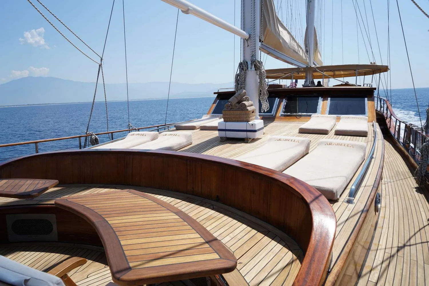yacht-570162