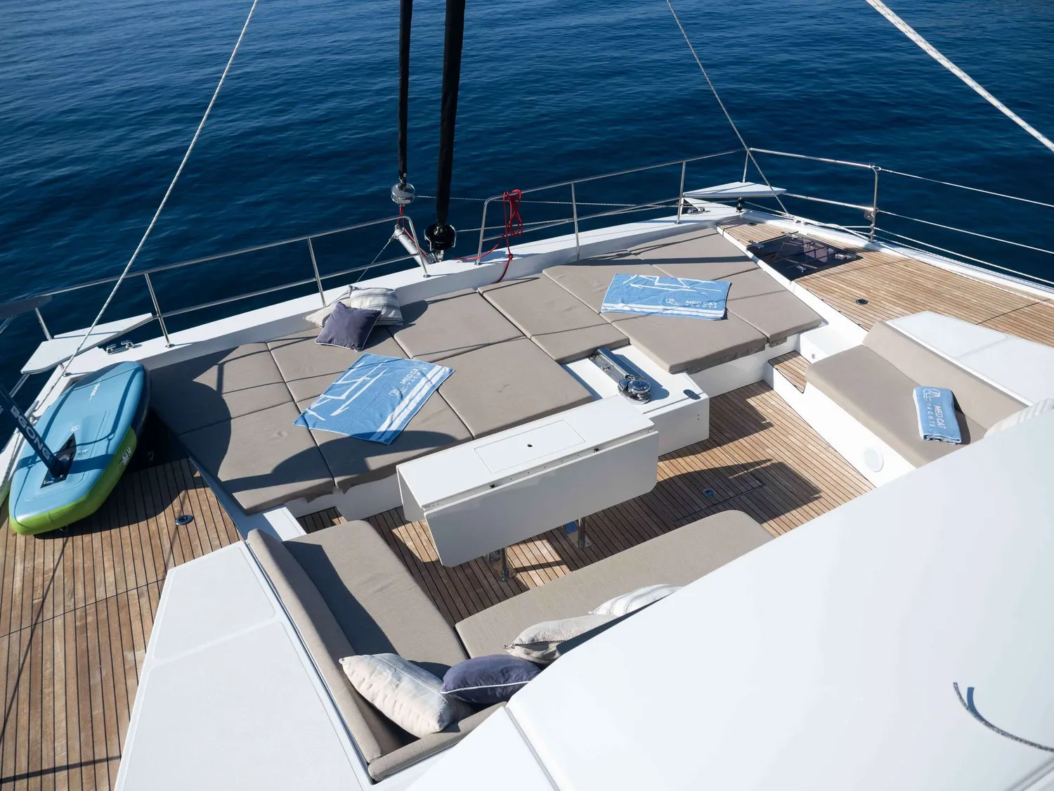 yacht-590117