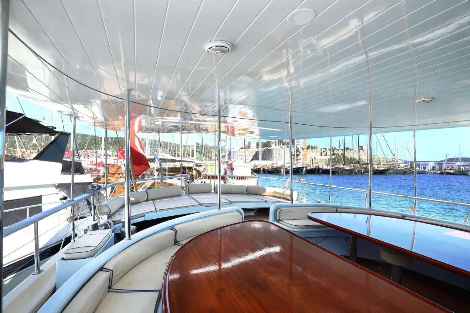 yacht-592042