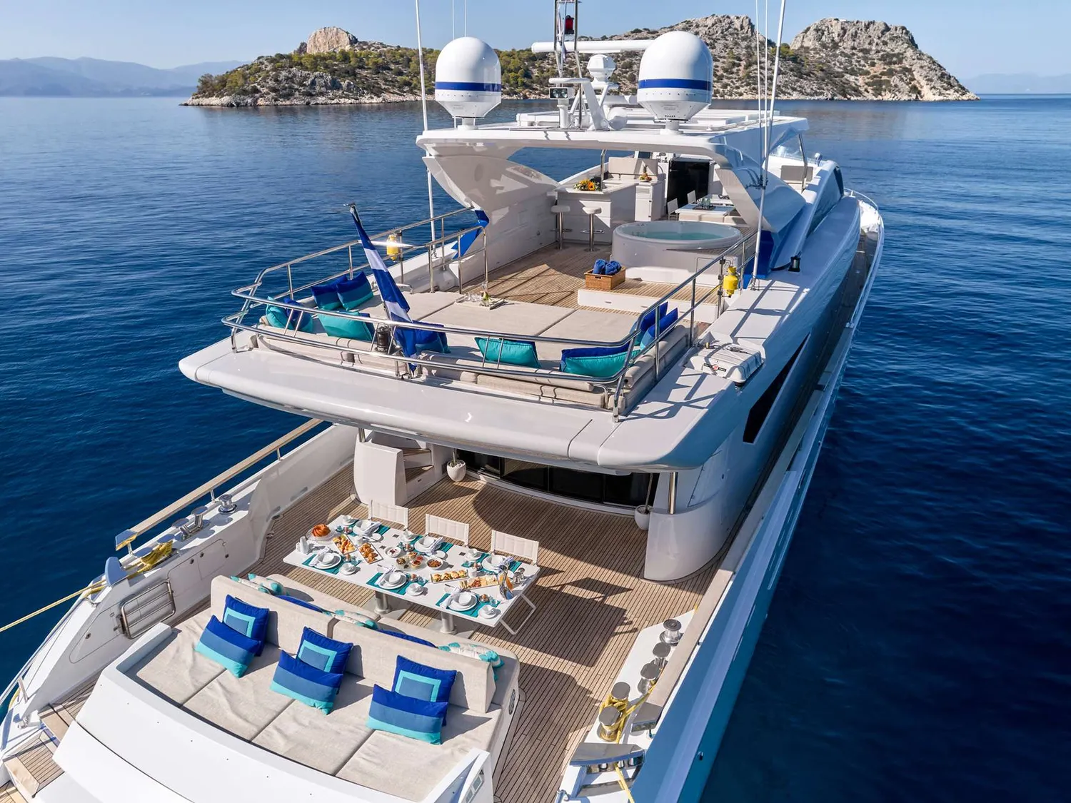 yacht-592536