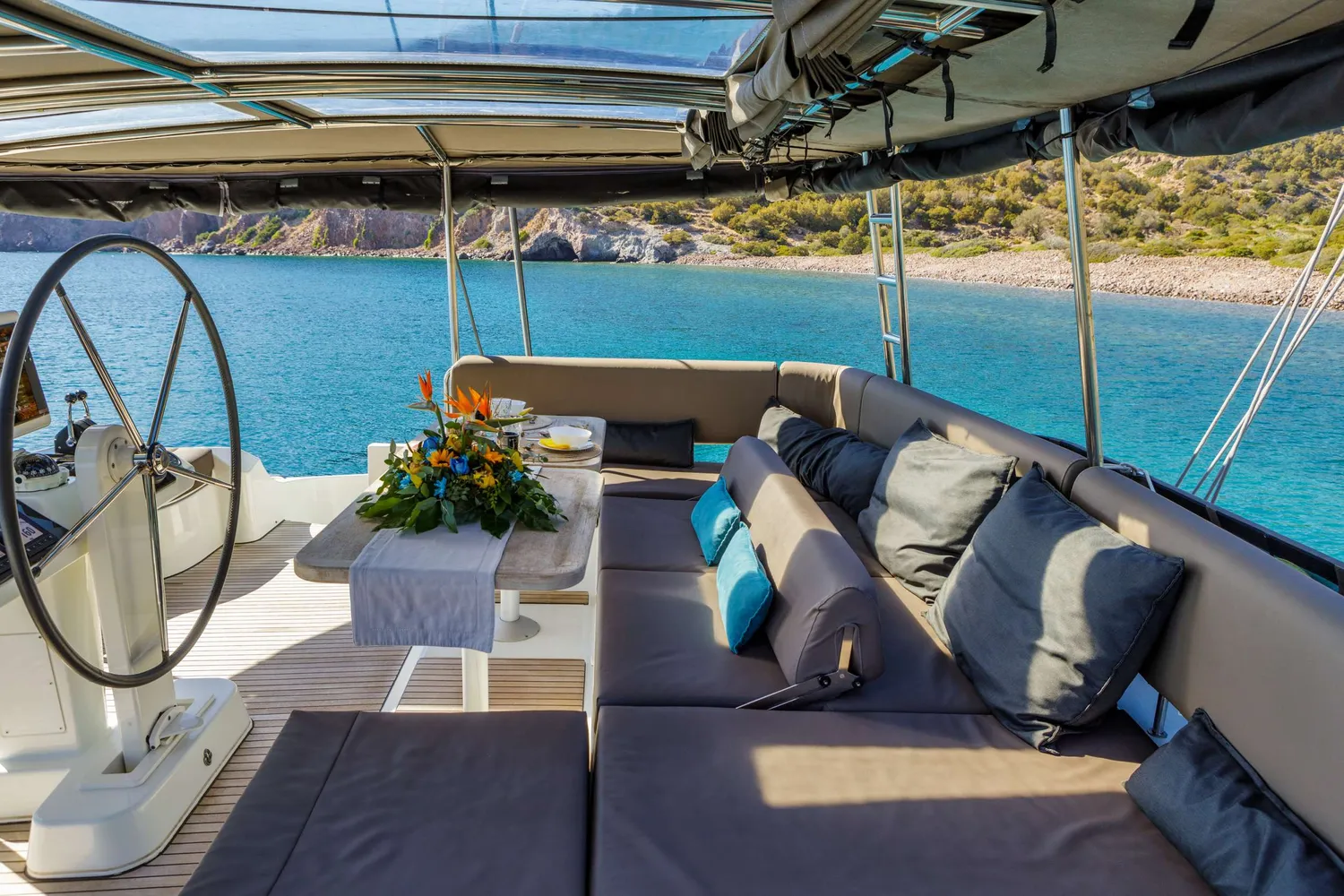 yacht-574246