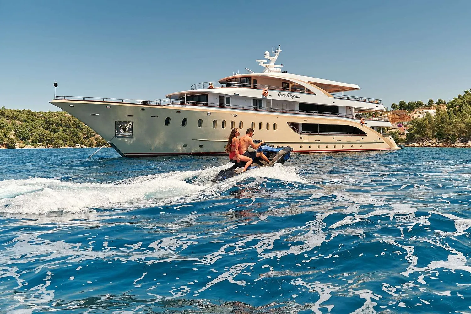 yacht-558999