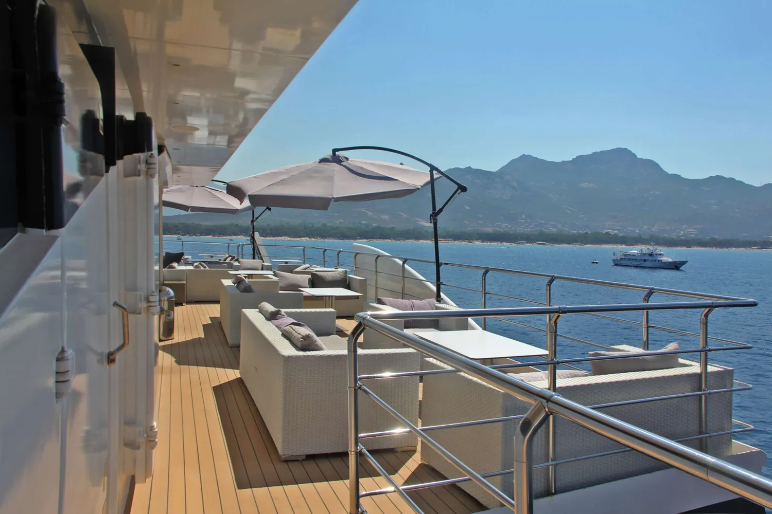 yacht-590482