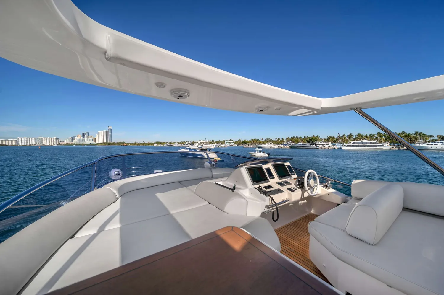yacht-579427