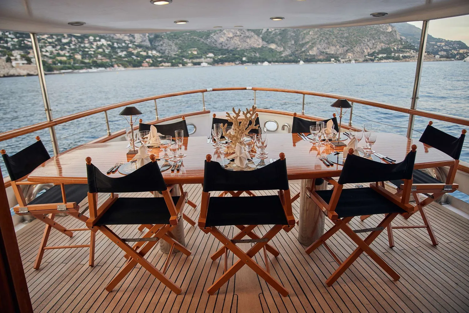 yacht-596811