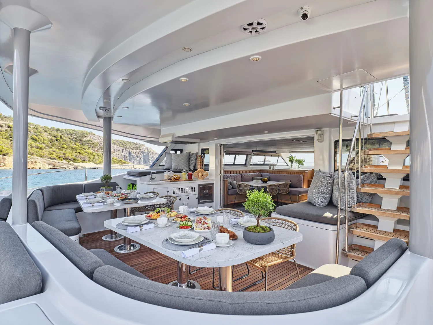 yacht-570019