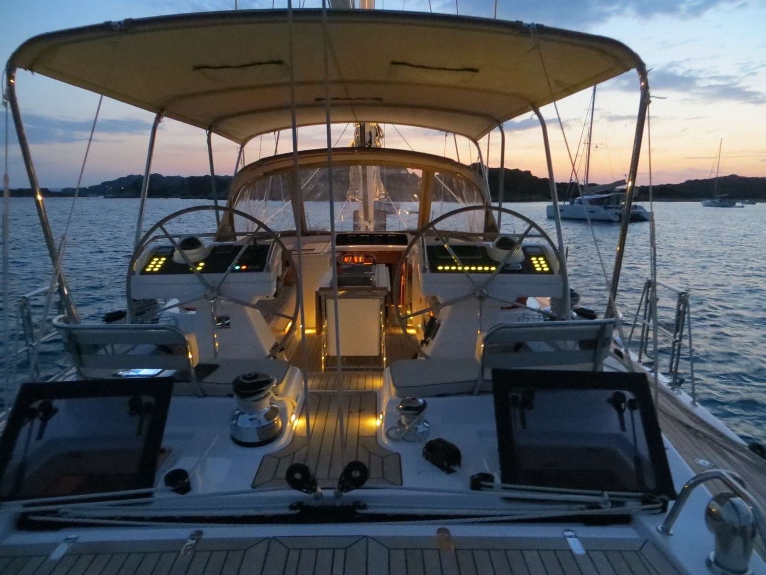yacht-550349