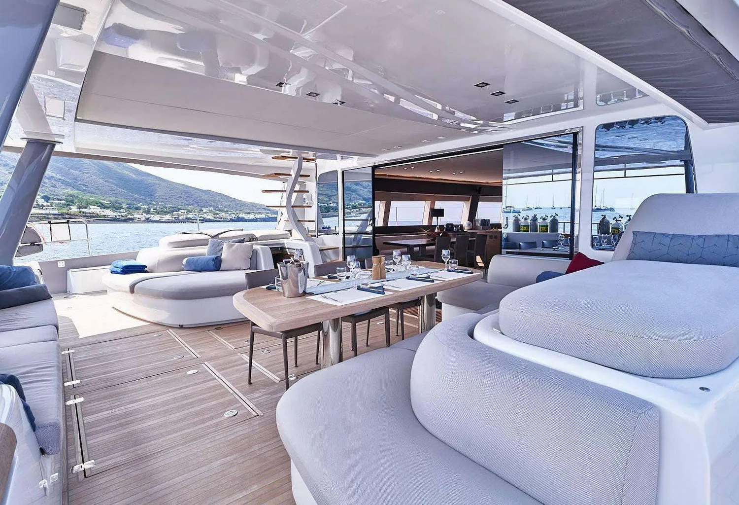 yacht-593350