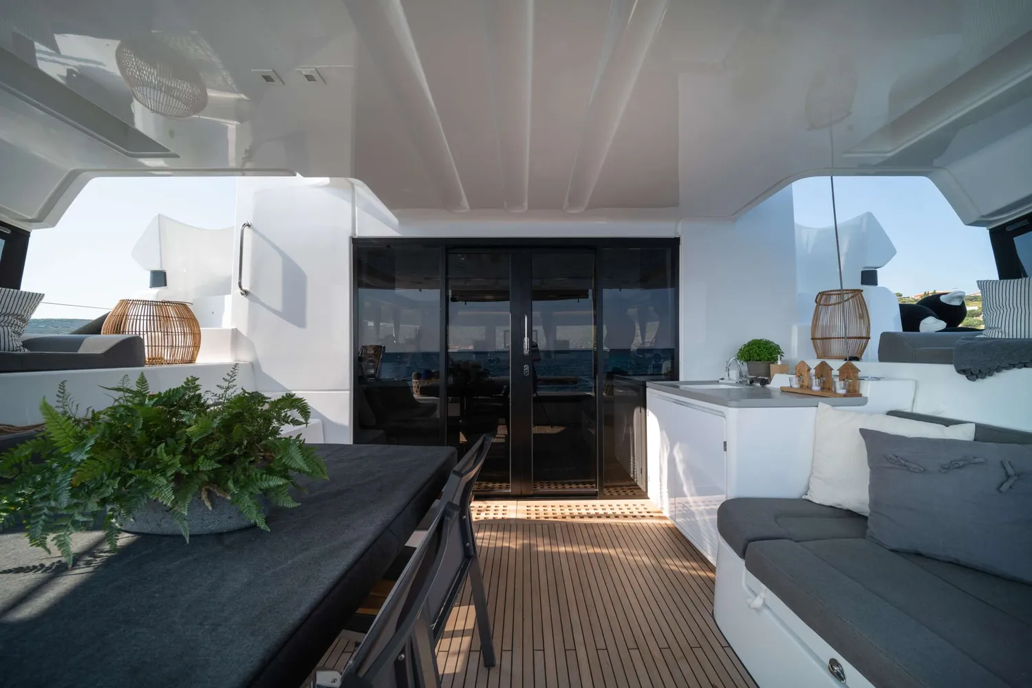 yacht-592155