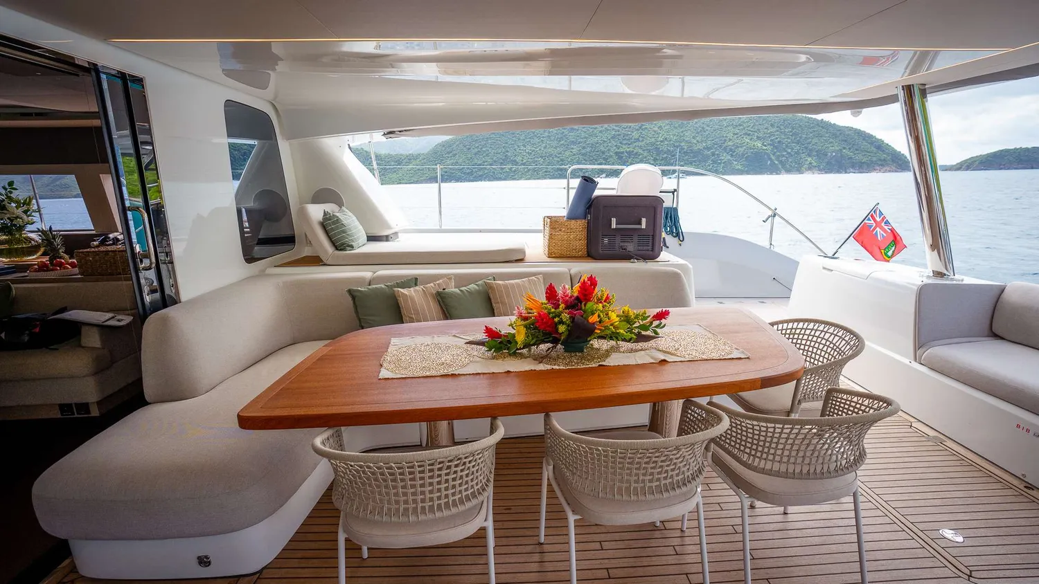 yacht-575366