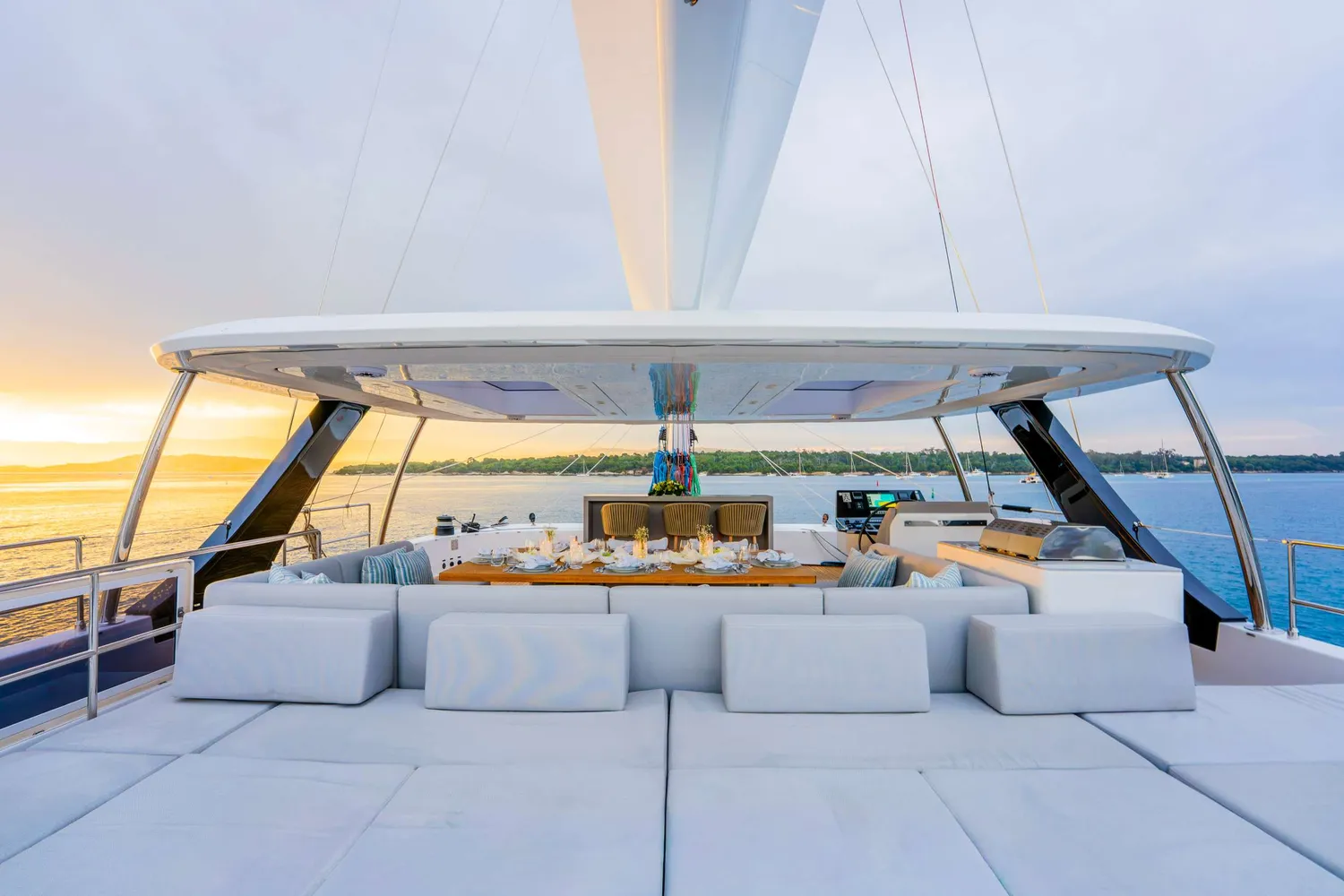 yacht-572258