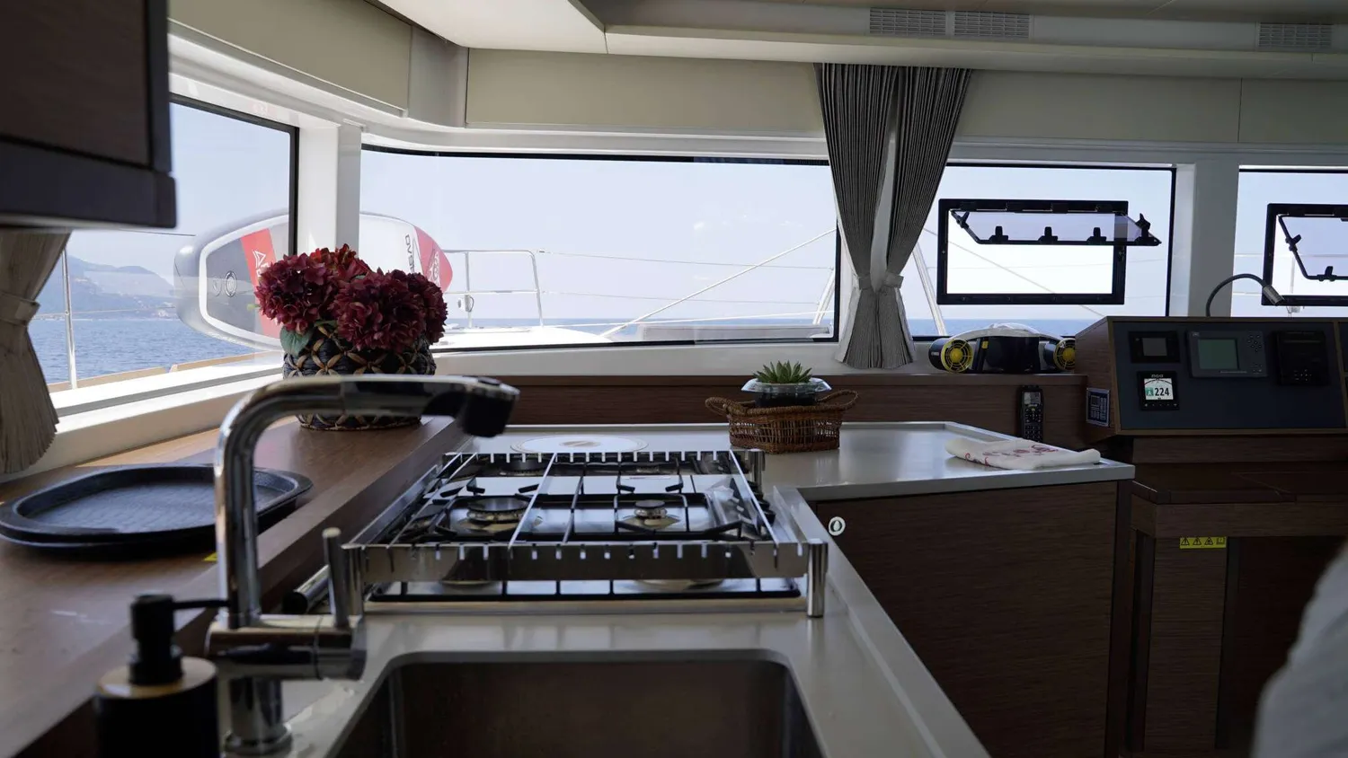 yacht-589066