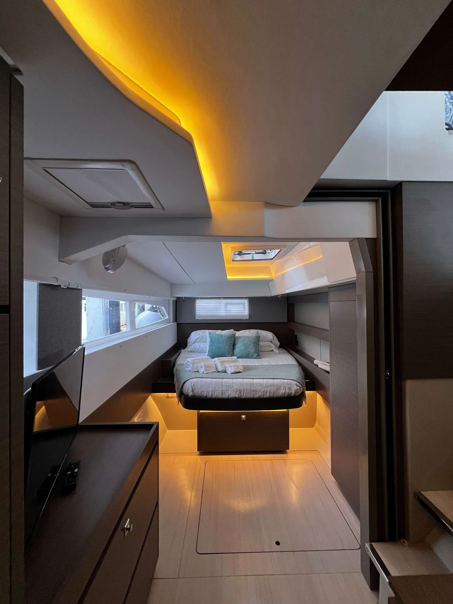 yacht-590268
