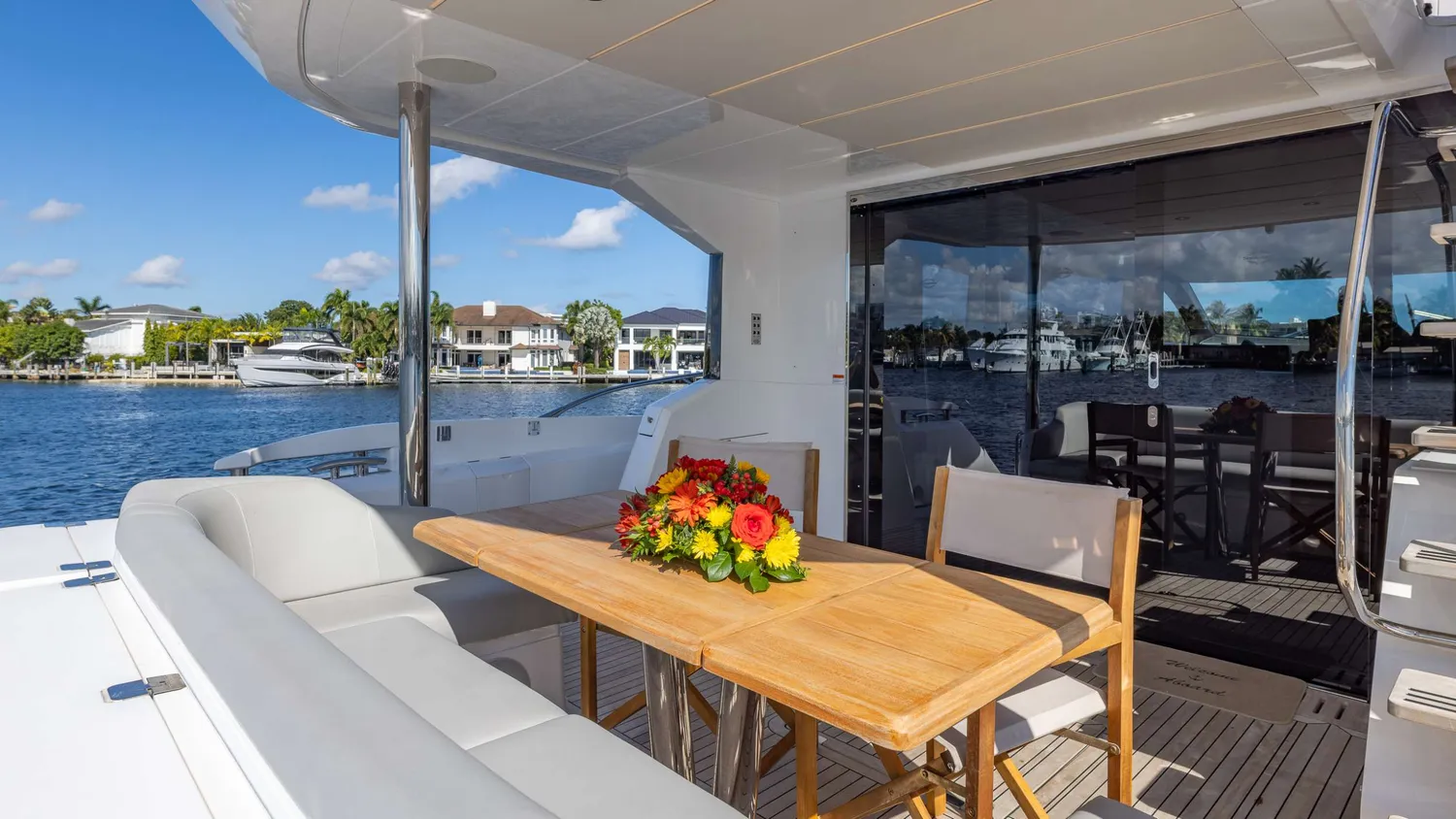 yacht-590978