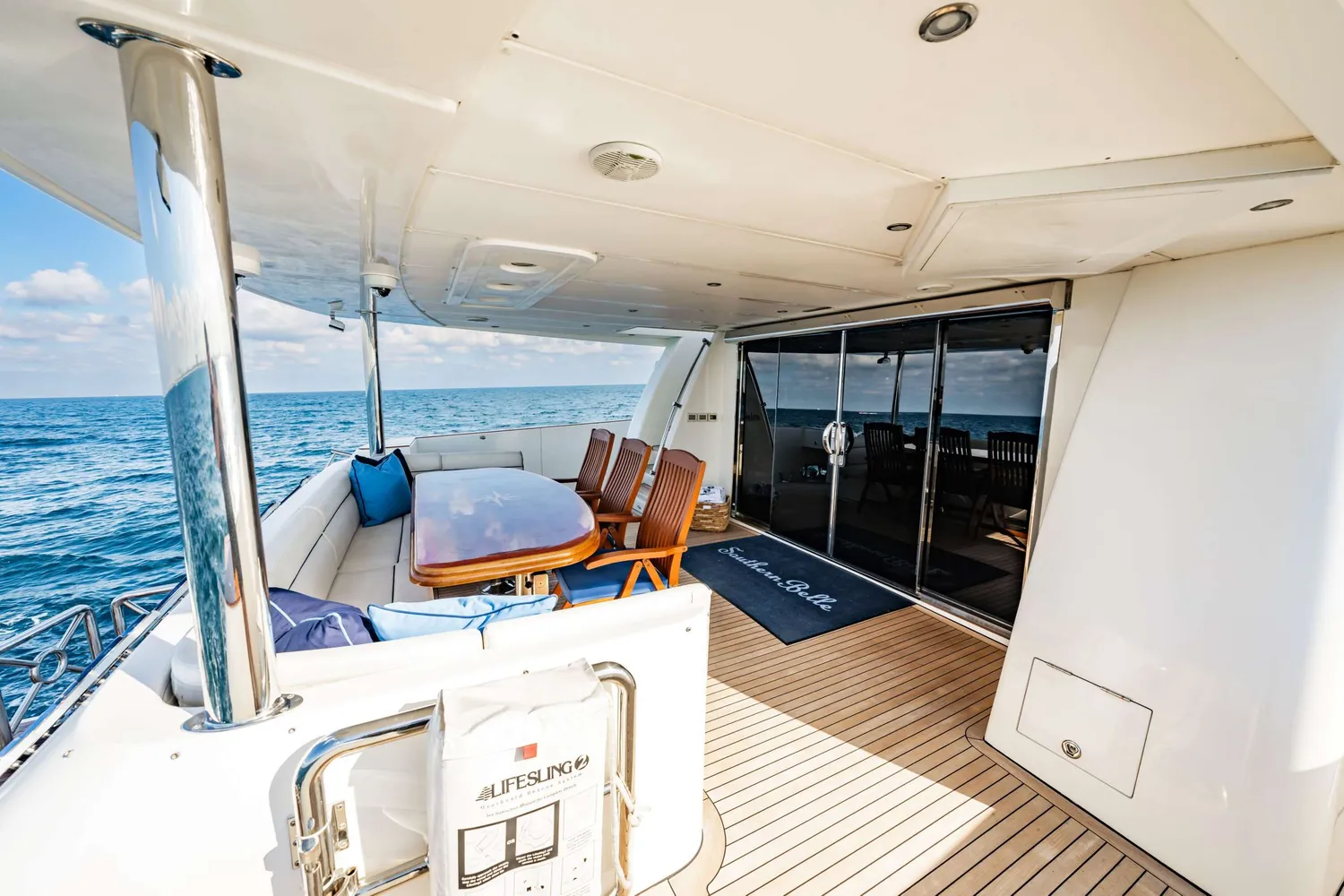 yacht-563728