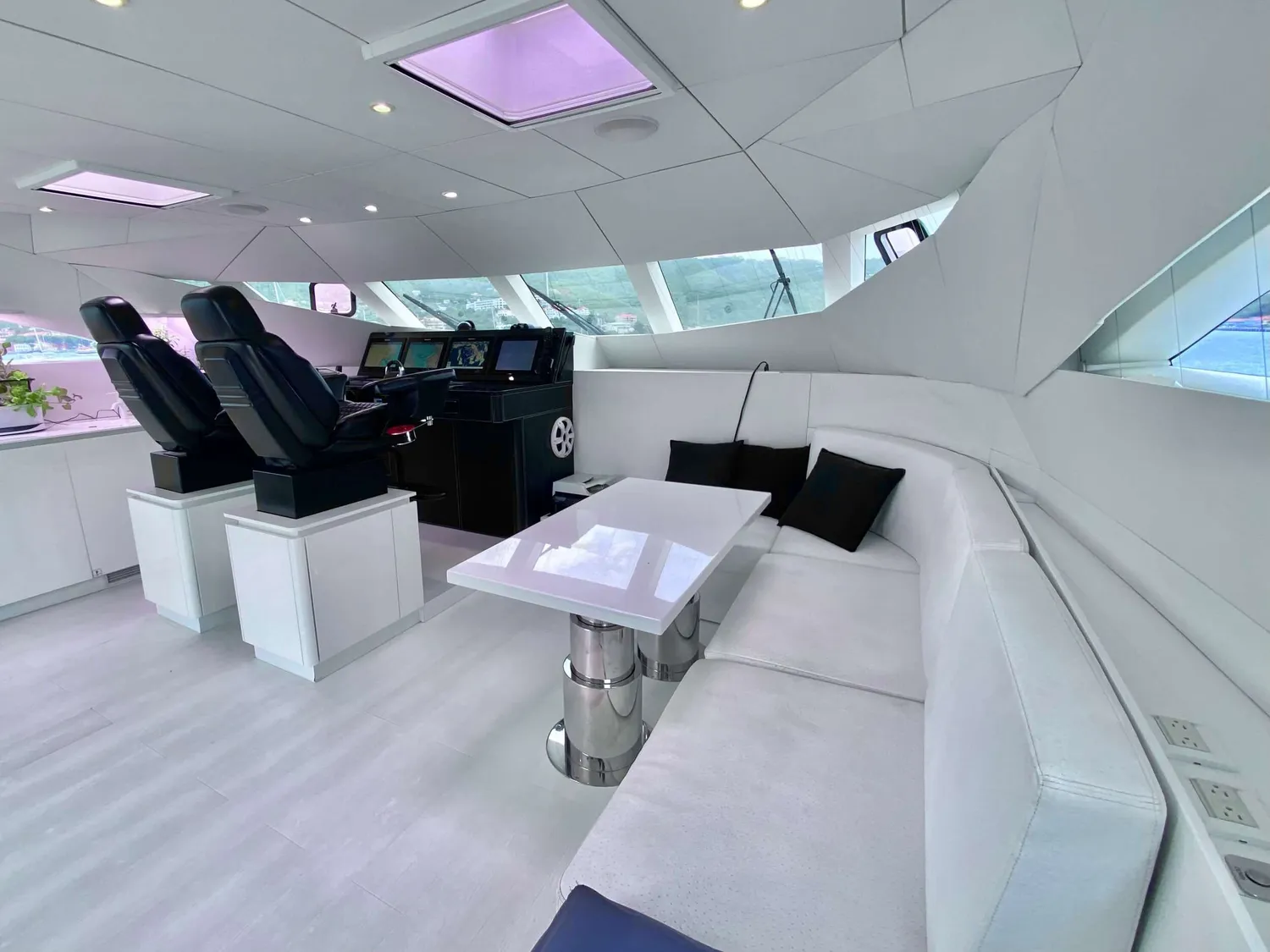 yacht-584543