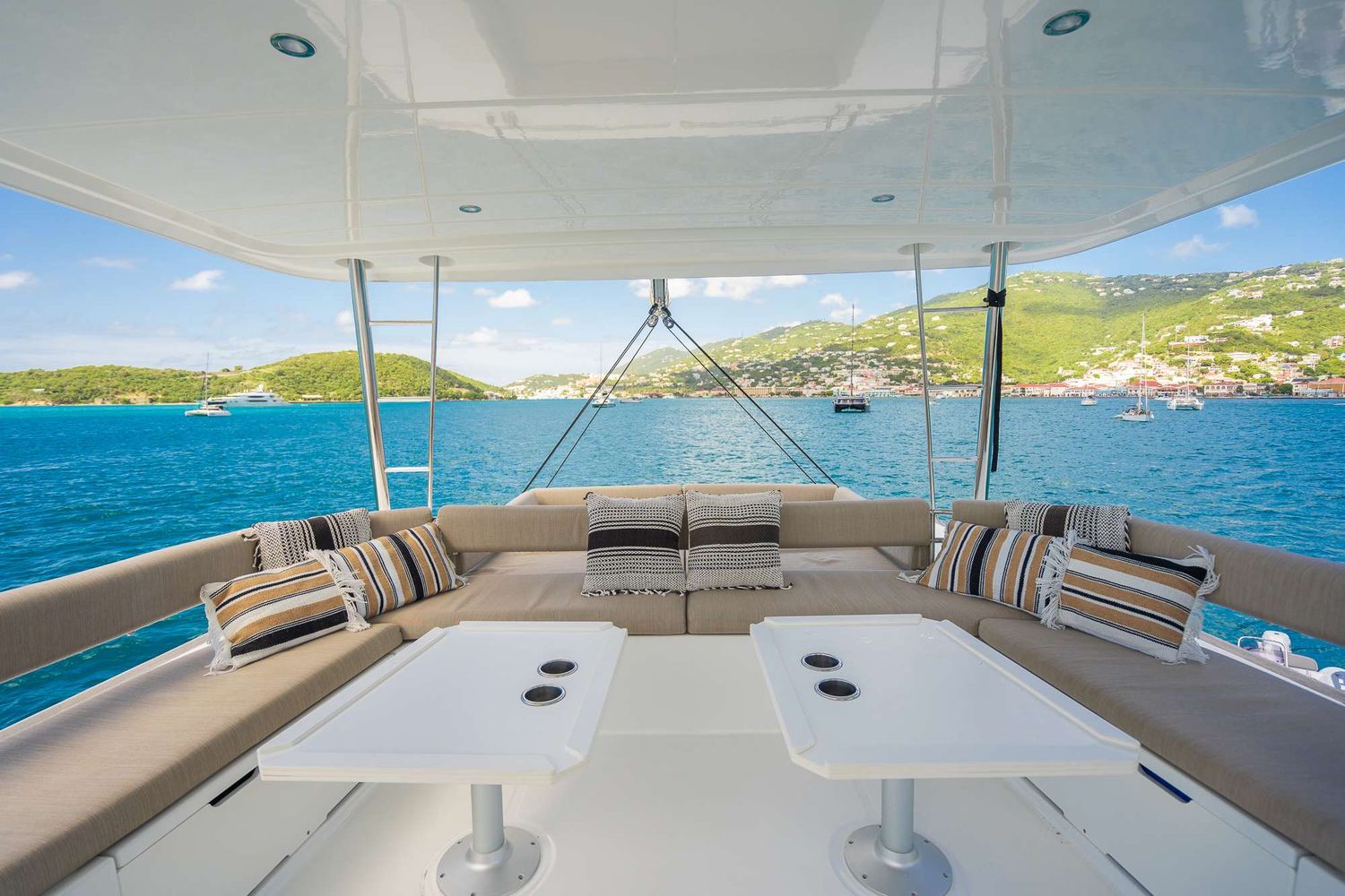 yacht-549754