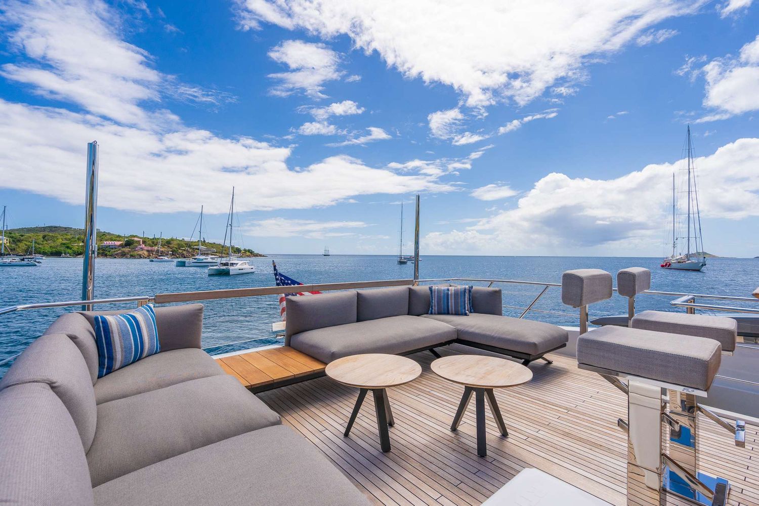 yacht-550559