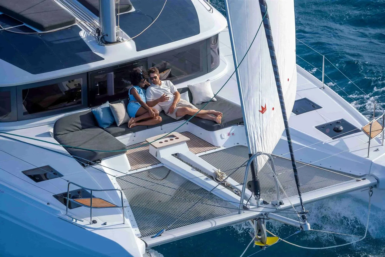 yacht-575989