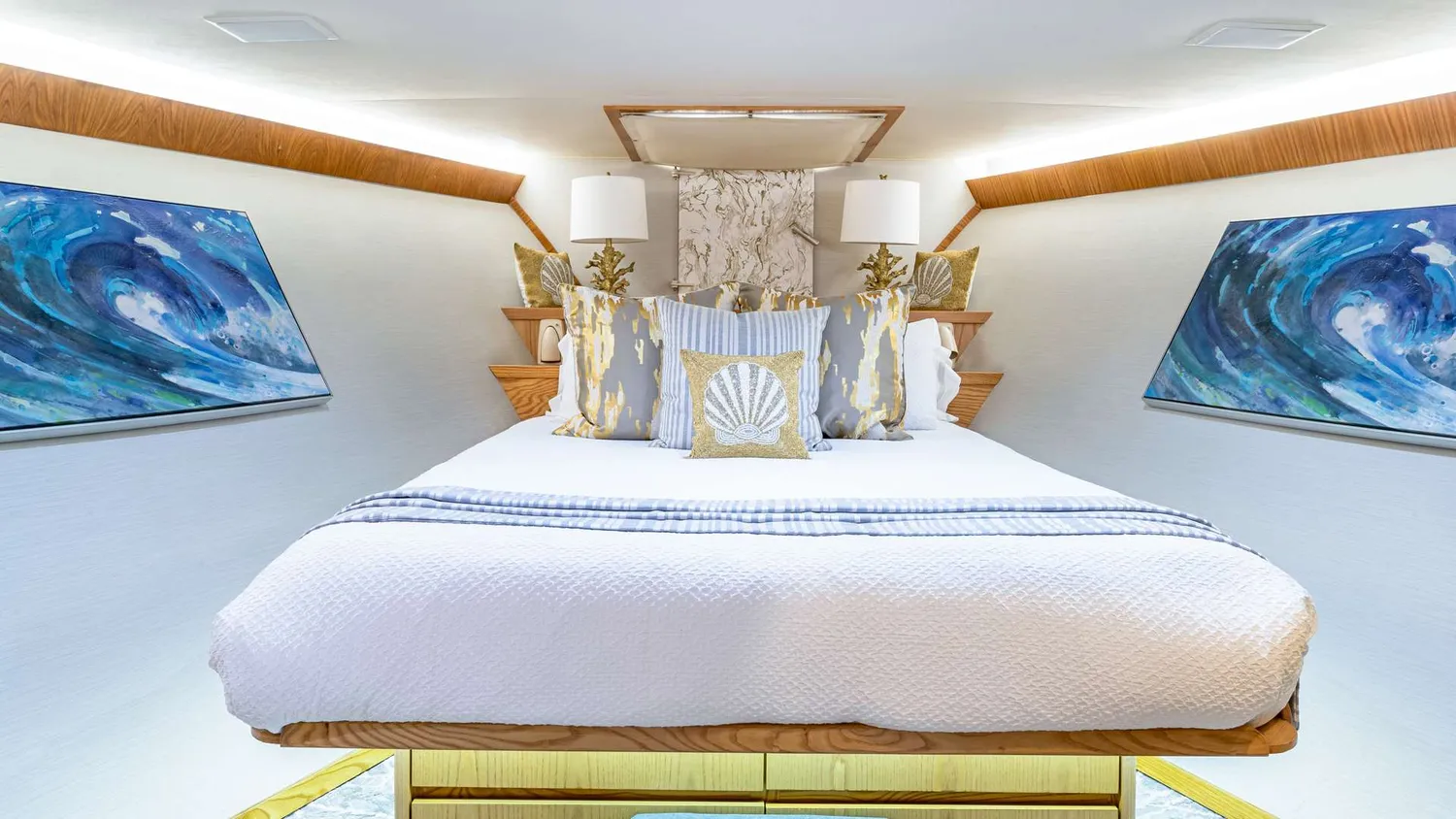 yacht-580018