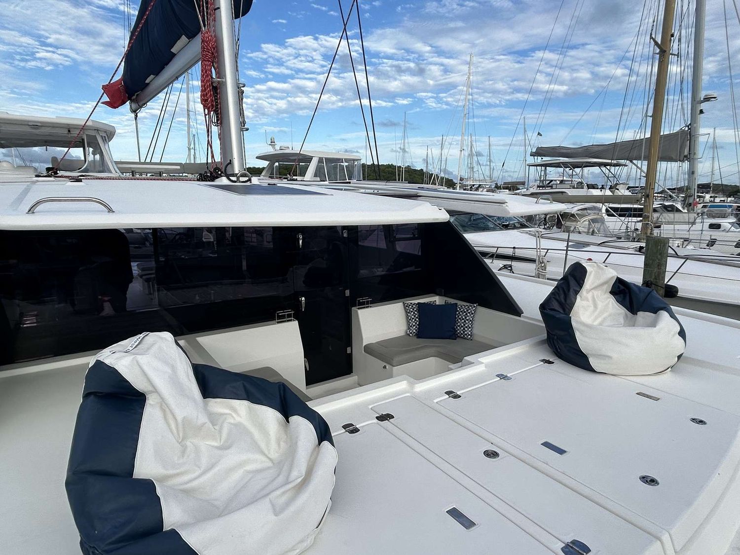 yacht-549828