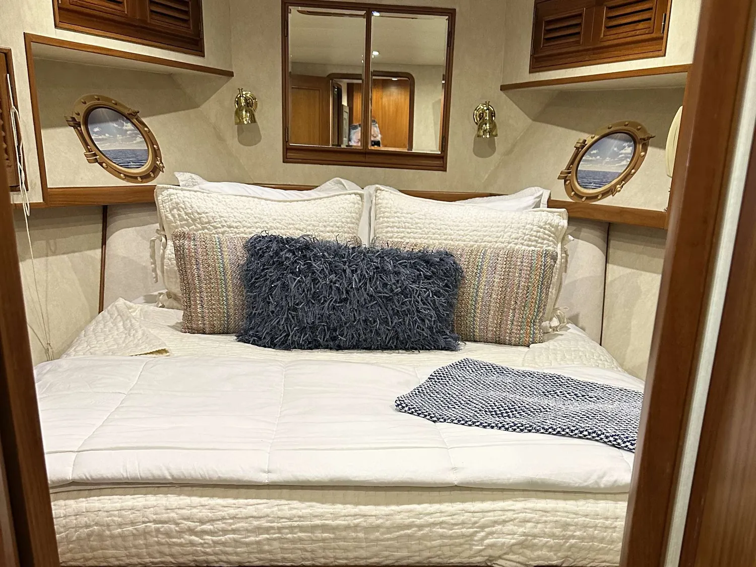 yacht-570299
