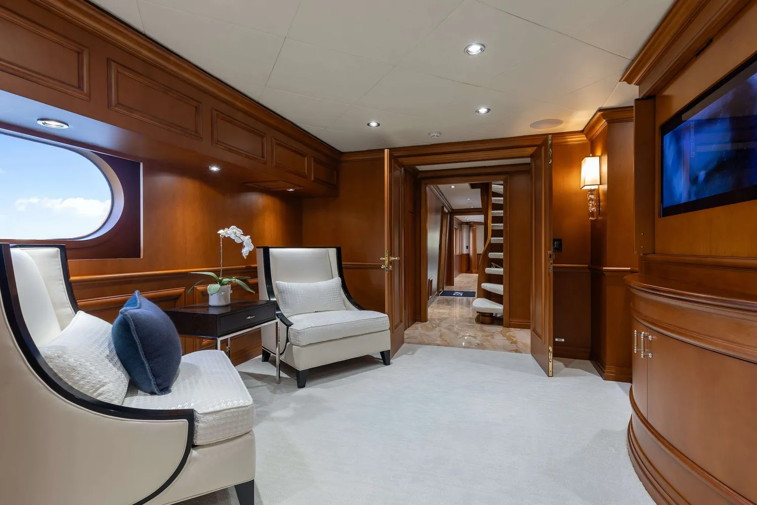 yacht-571078