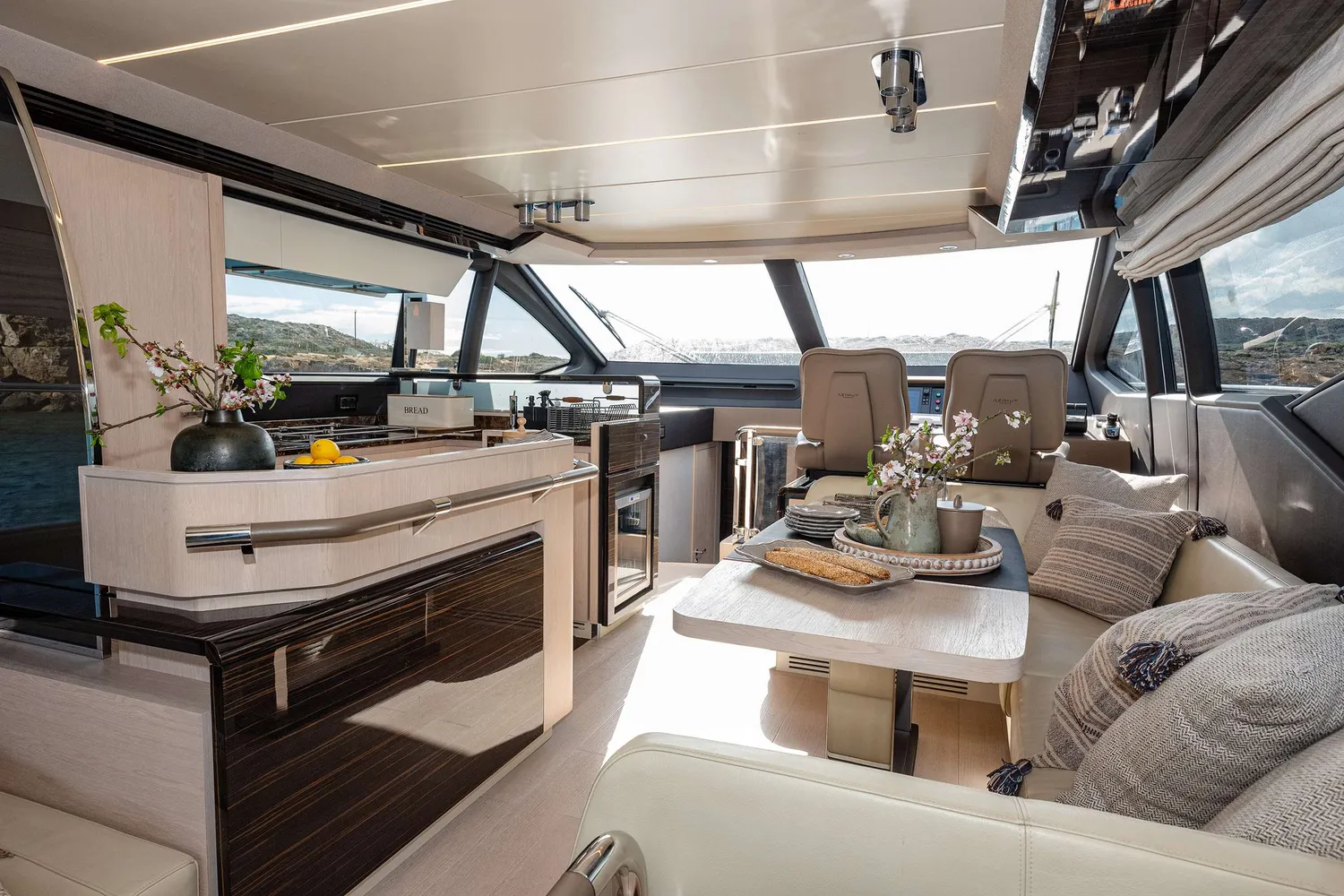 yacht-595890
