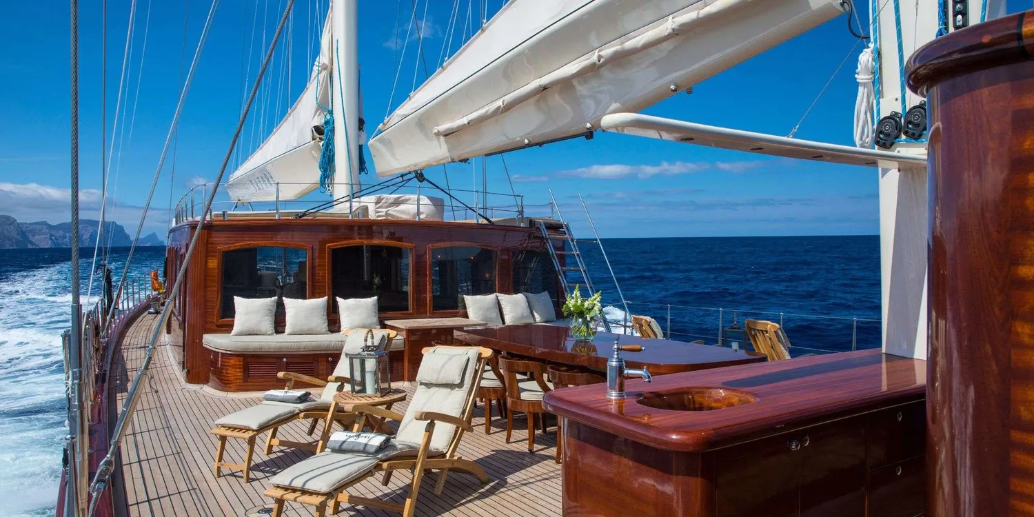 yacht-560855