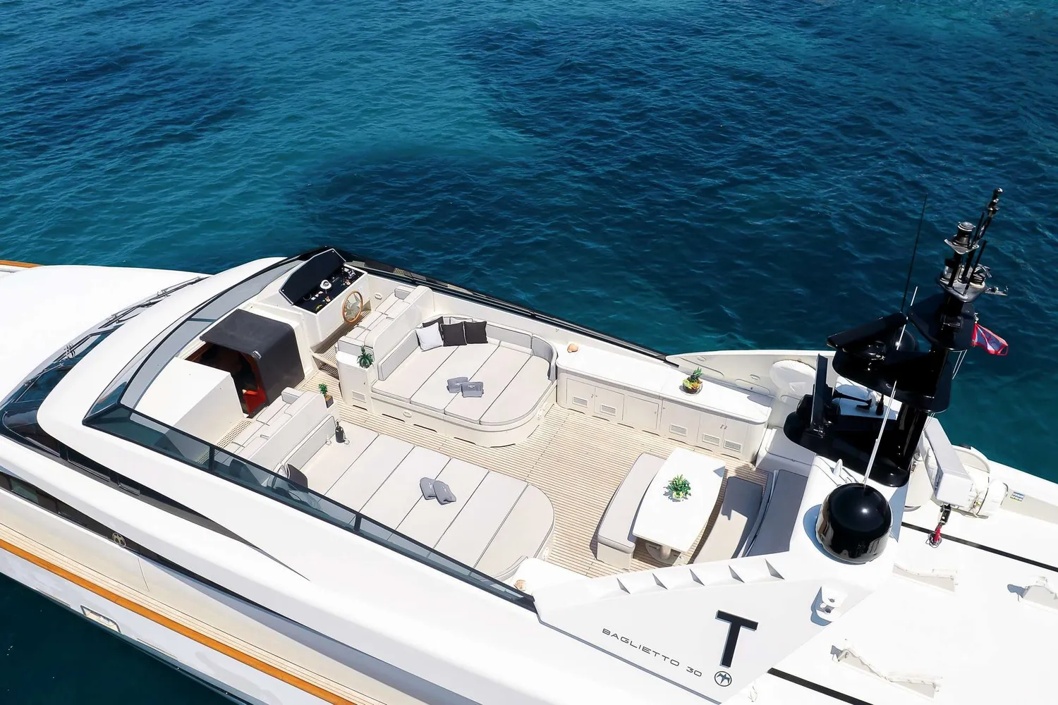 yacht-601463