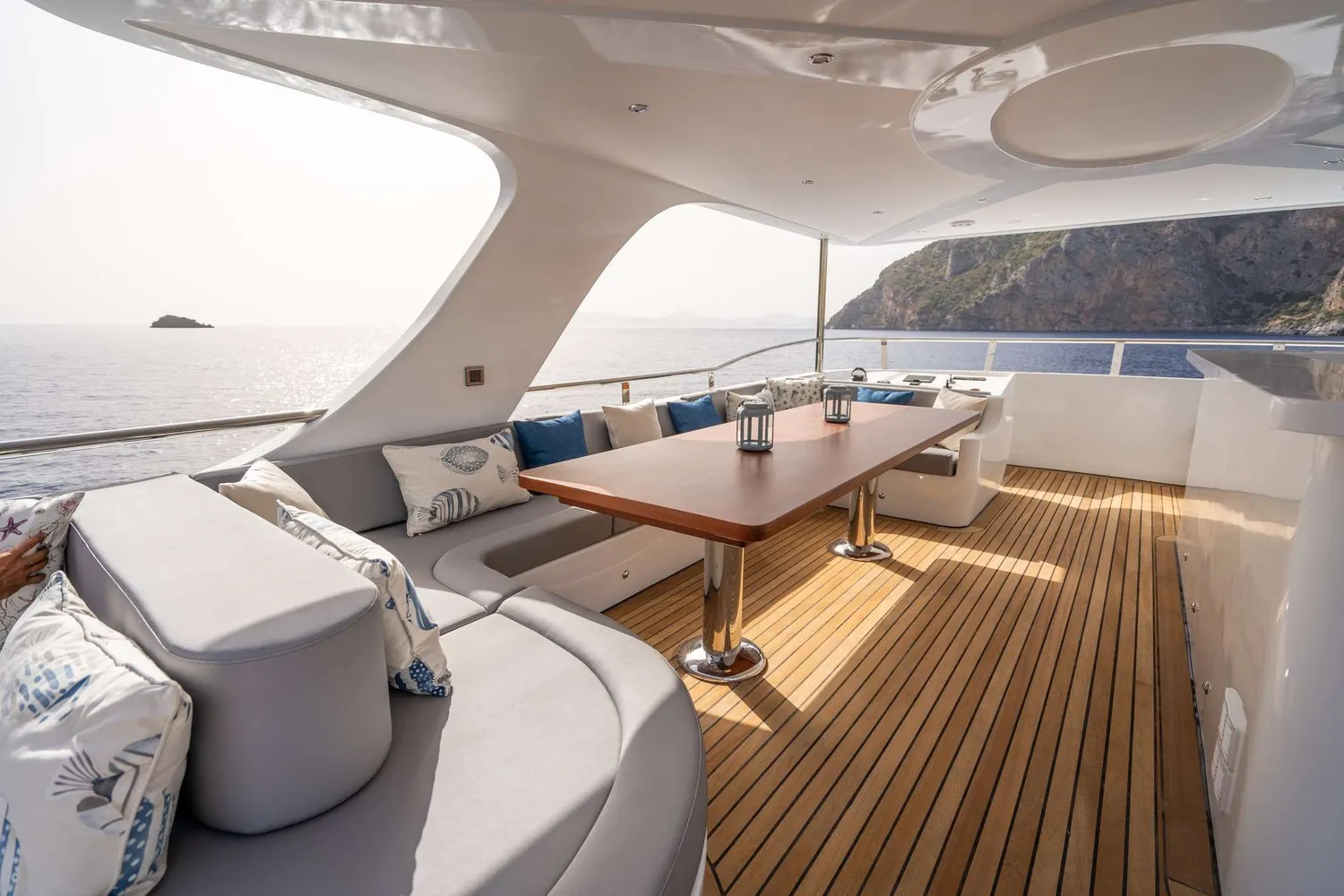 yacht-596333