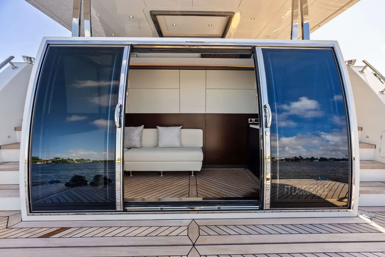 yacht-560534