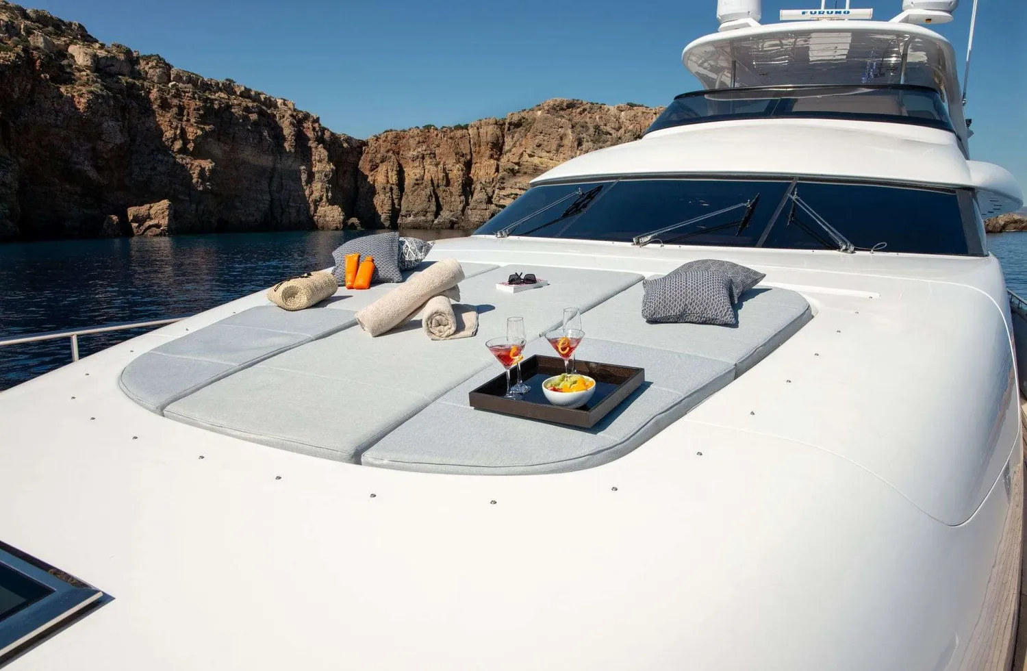 yacht-573777
