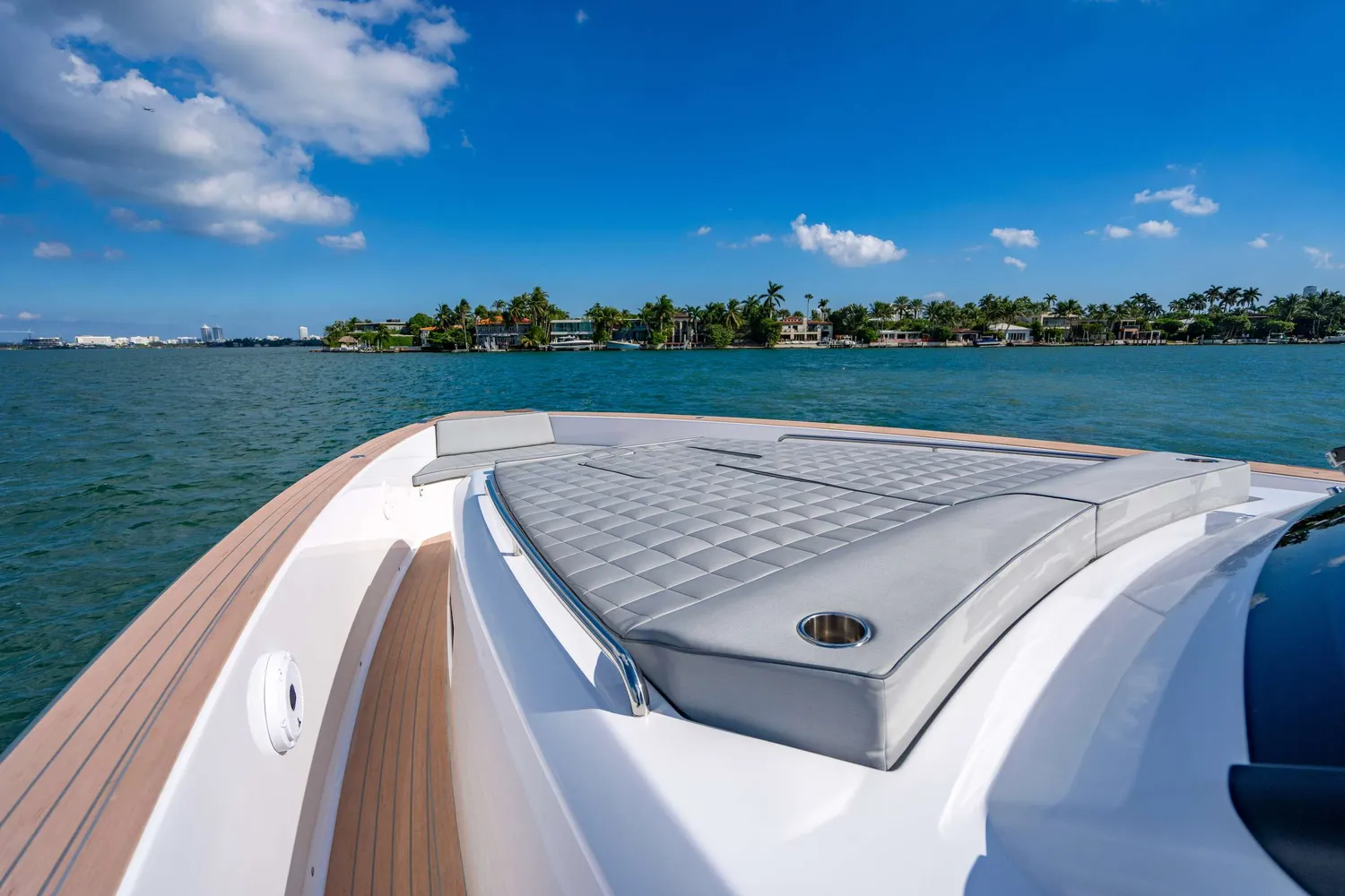 yacht-597149