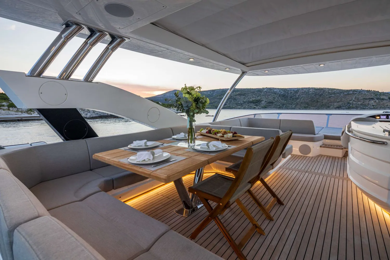 yacht-569518