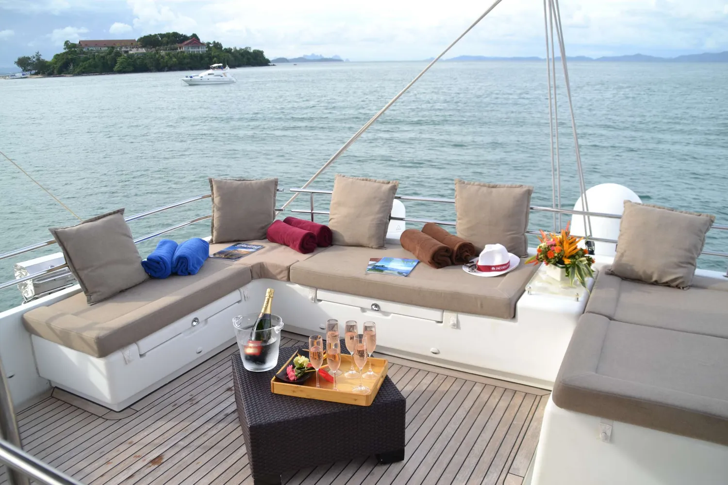 yacht-559068