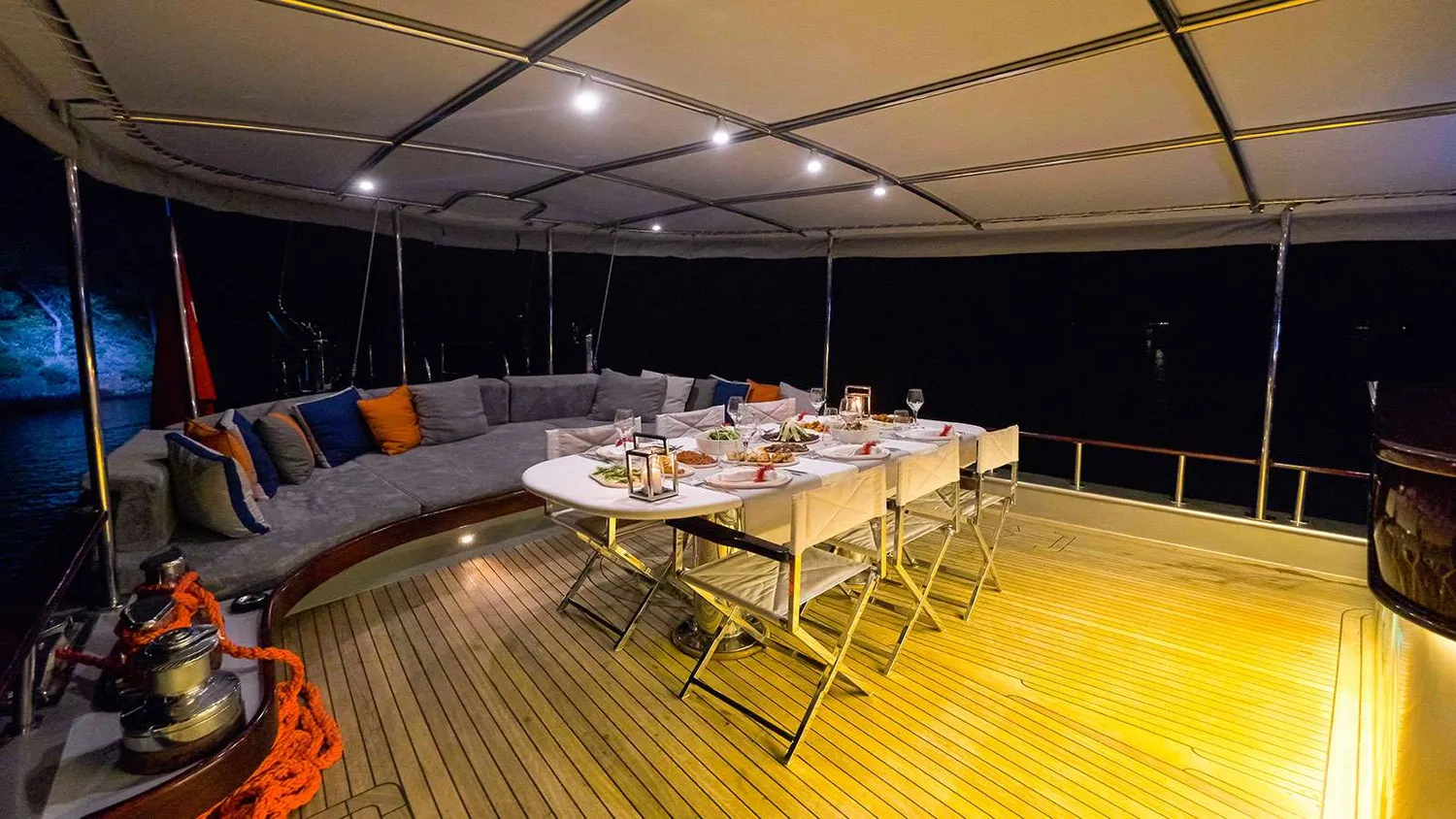 yacht-574876
