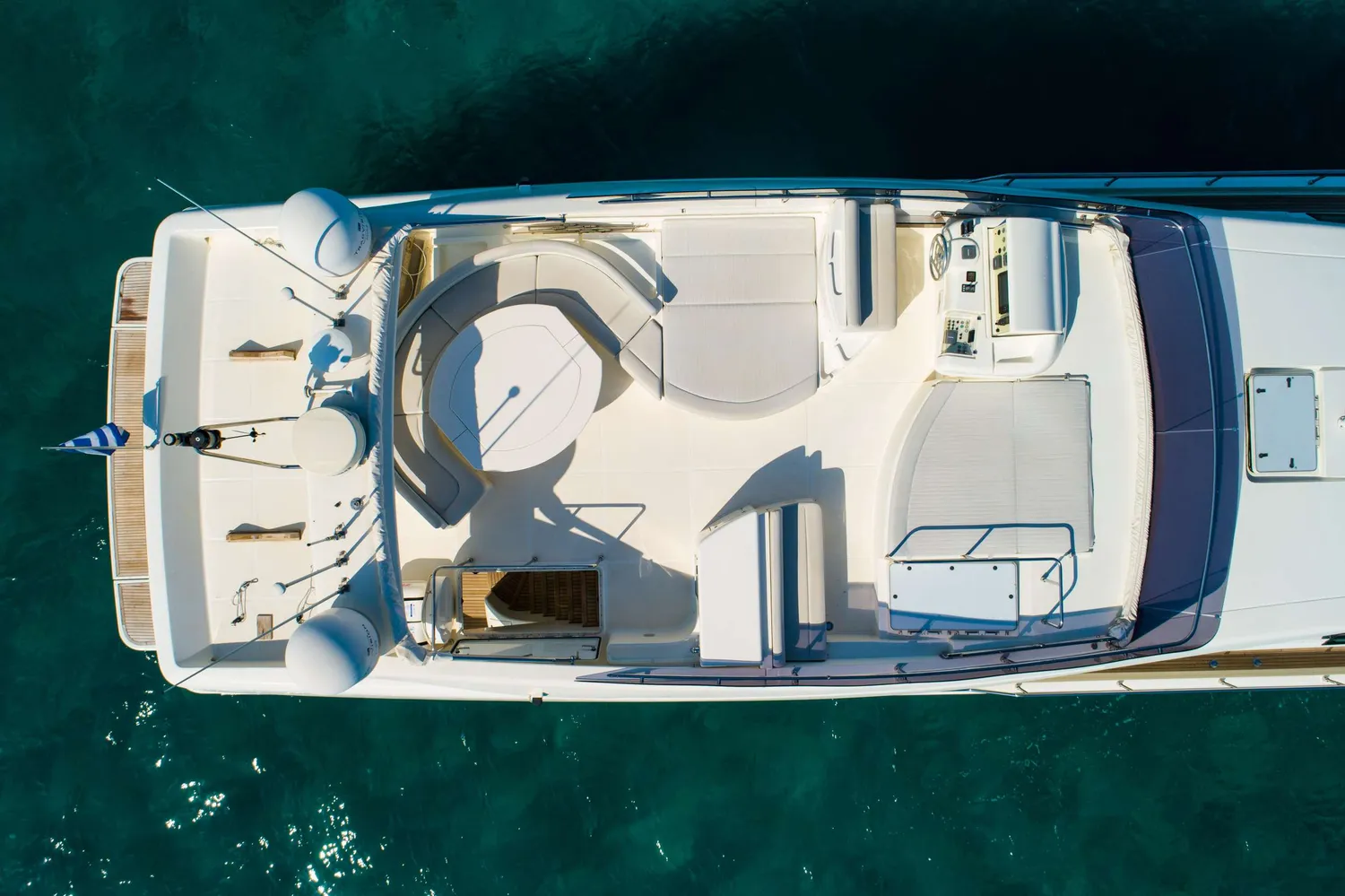 yacht-588458