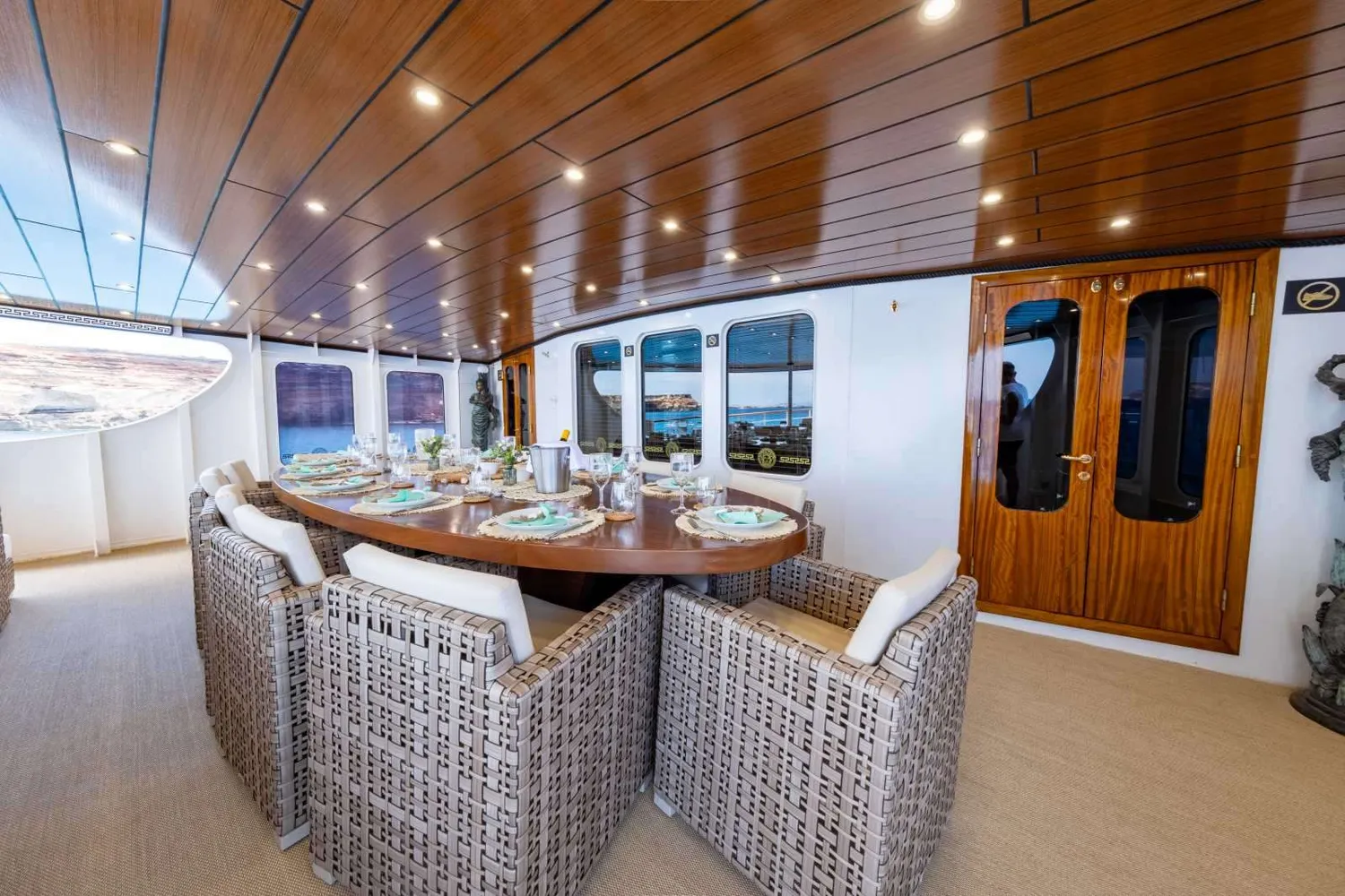 yacht-569146