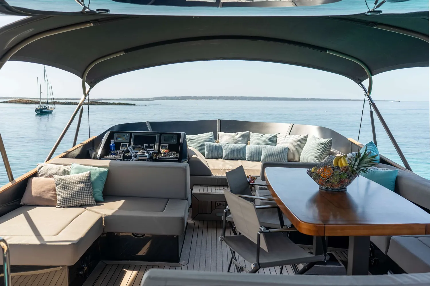 yacht-559484
