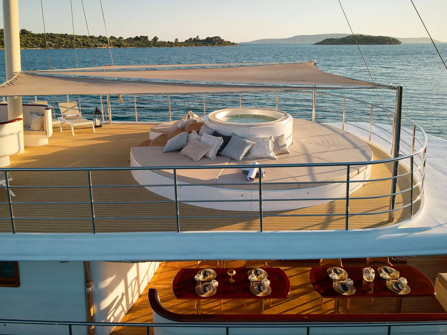 yacht-582666