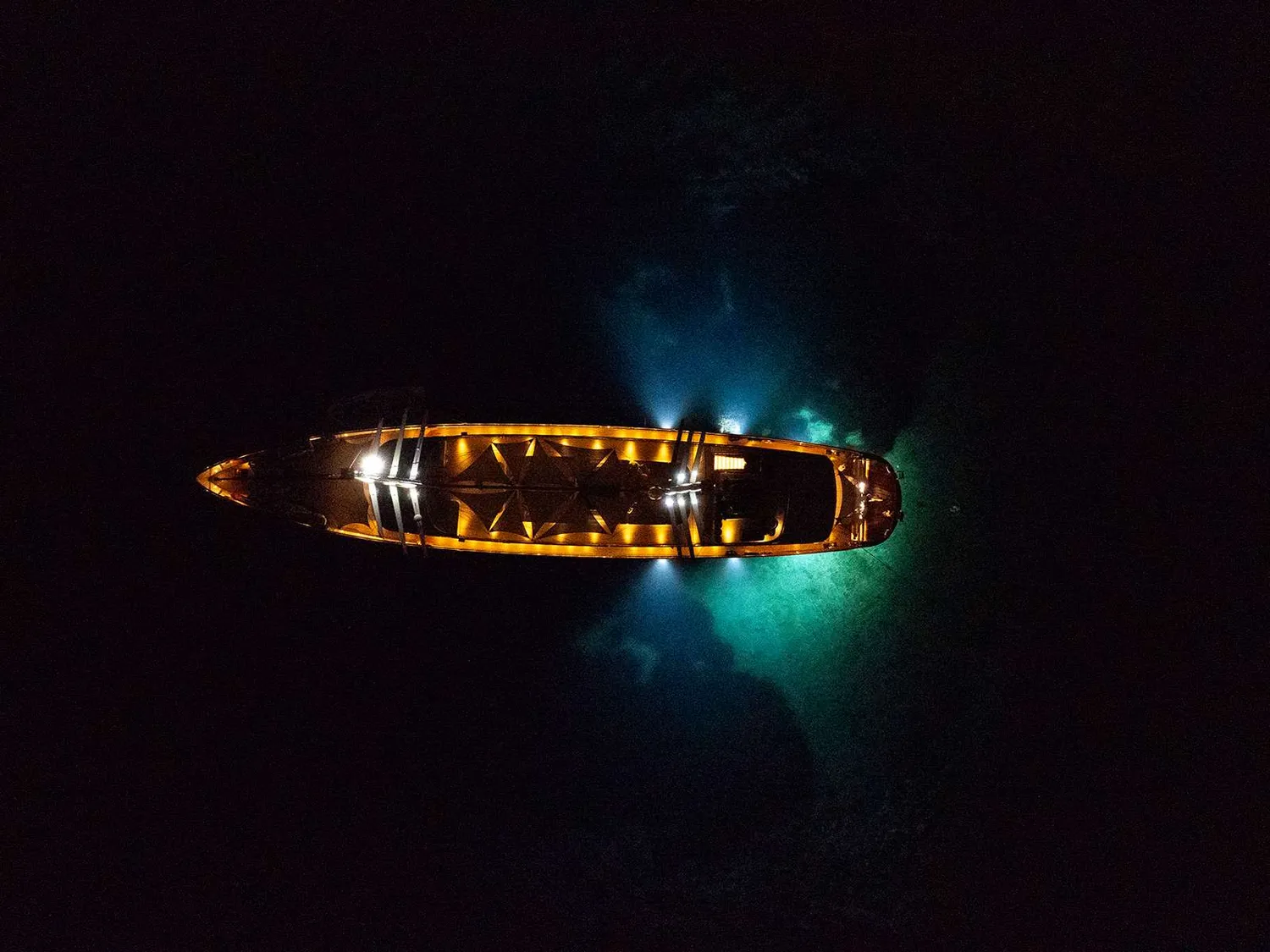 yacht-586250