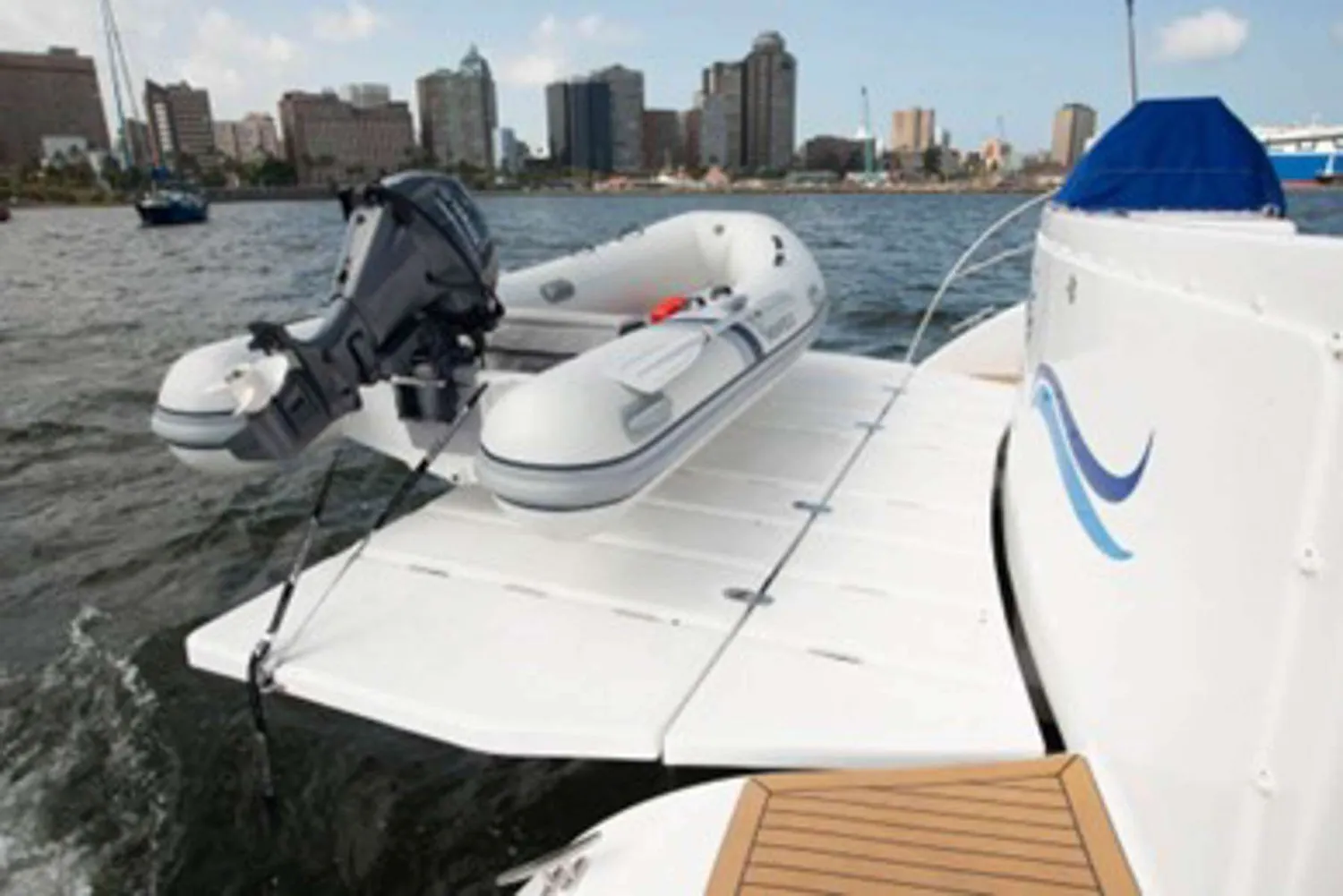 yacht-571654