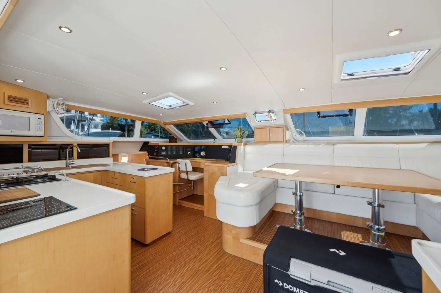 yacht-580151