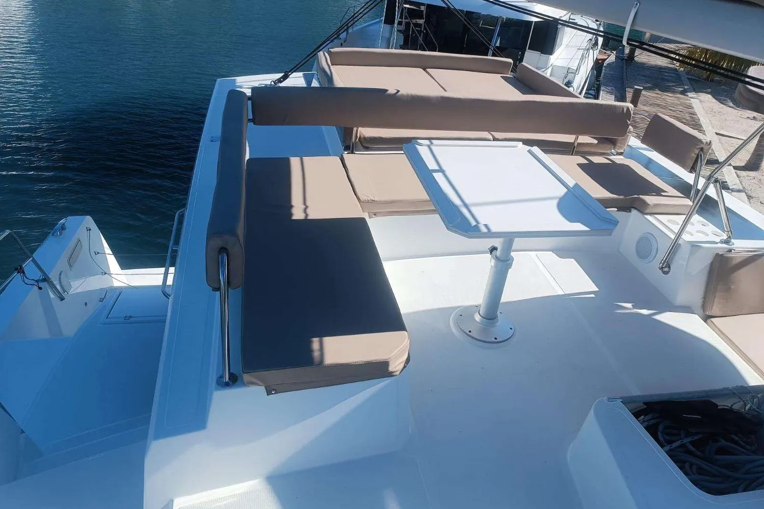 yacht-599000