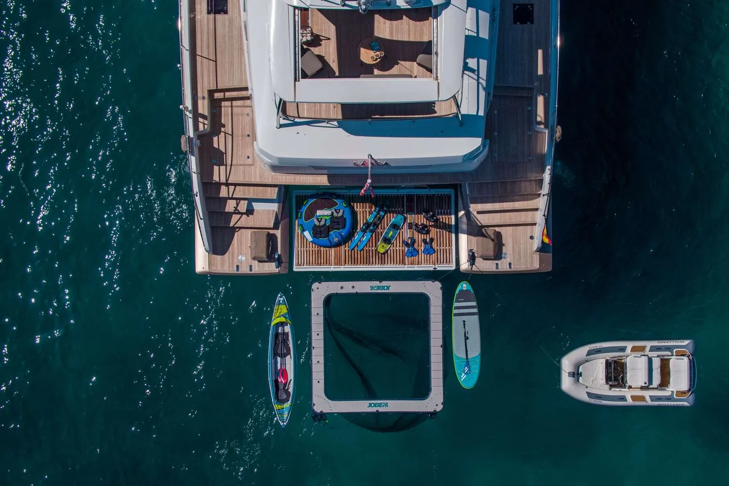 yacht-591518