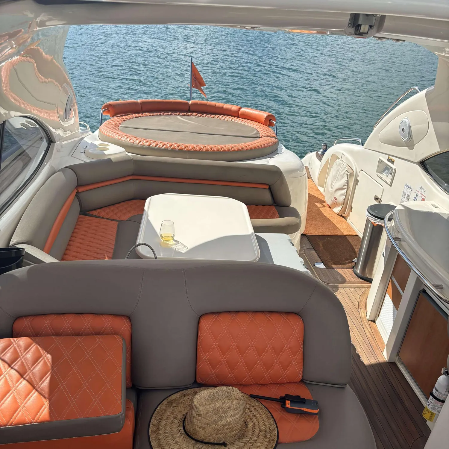 yacht-567298
