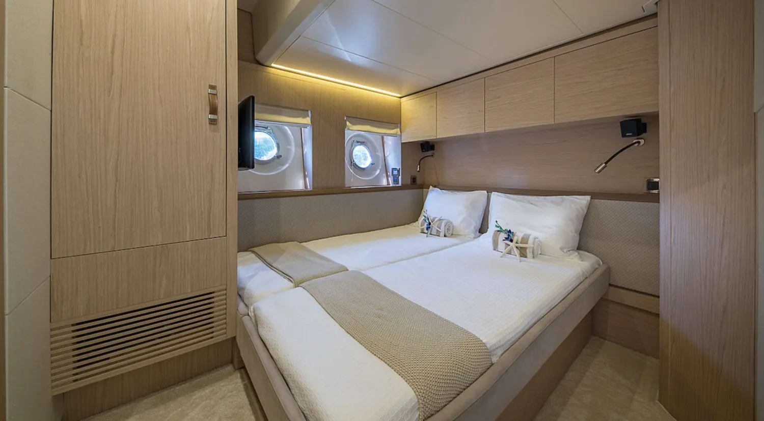 yacht-566671