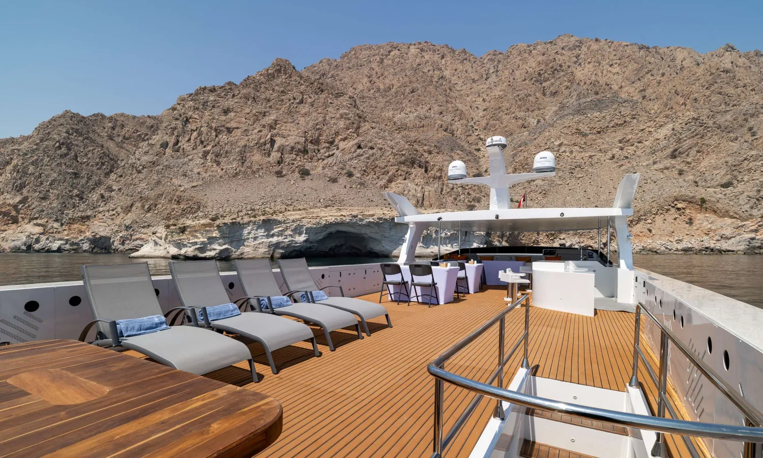 yacht-571913